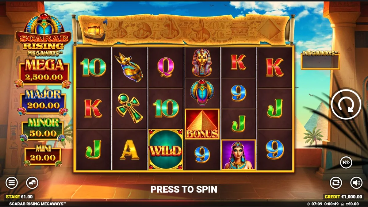 Interface do slot Scarab Rising Megaways com símbolos egípcios e rolos Megaways.